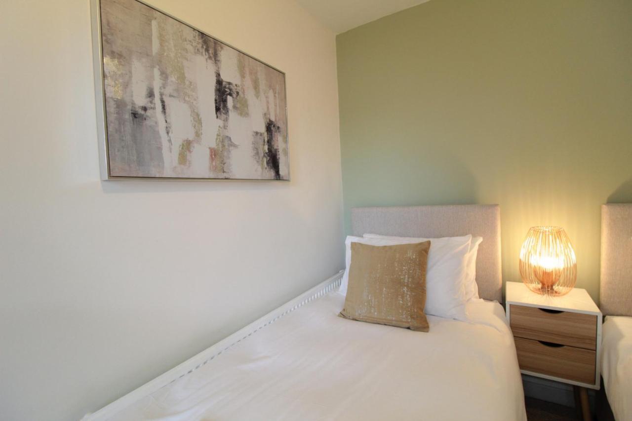 Alma House By 360Stays - Private Garden, Free Parking, Close To Oxford City Centre With Parking Kültér fotó